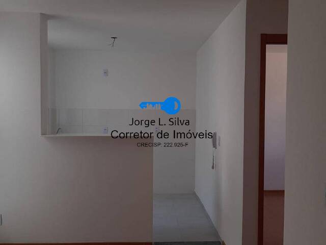 Apartamento para Venda em Santana de Parnaíba - 5