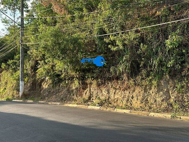 Terreno para Venda em Santana de Parnaíba - 4