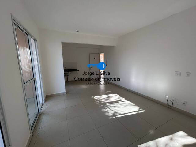 Apartamento para Venda em Santana de Parnaíba - 4